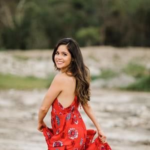 Meet your Posher, Stephania